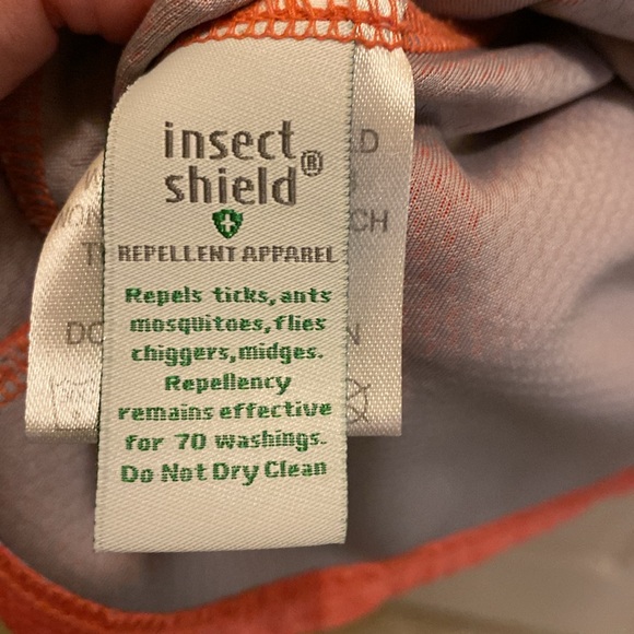 Simms women’s insect shield SPF hoodie. - Picture 6 of 6
